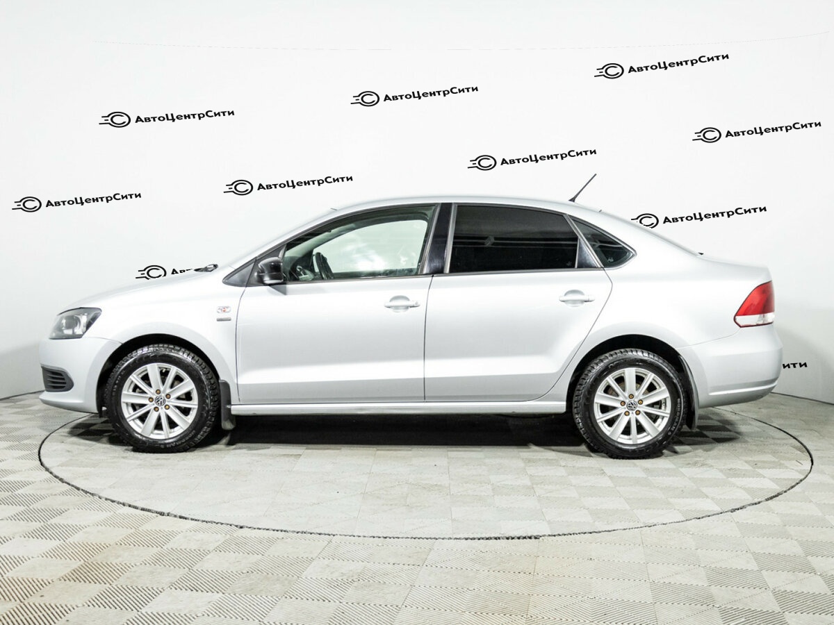 Volkswagen Polo с пробегом — 2013 год. Фото: #7