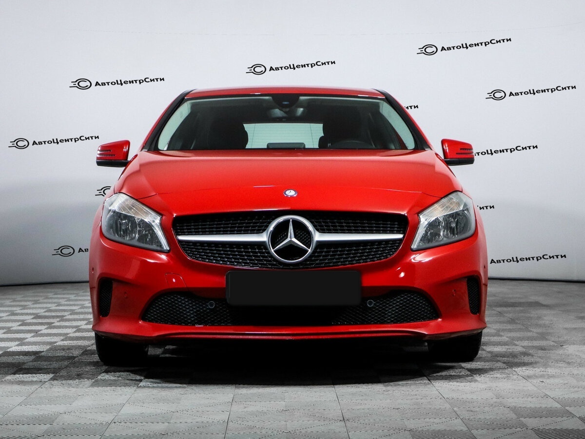 Mercedes-Benz A-Класс с пробегом — 2015 год. Фото: #1