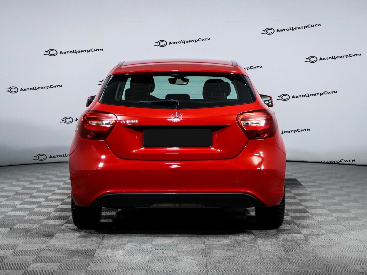 Mercedes-Benz A-Класс с пробегом — 2015 год. Фото: #4