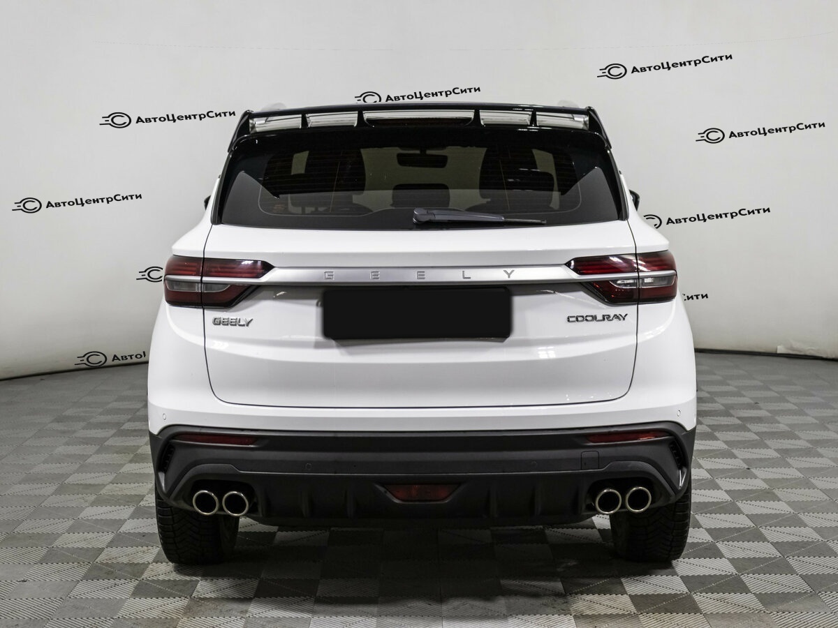 Geely Coolray с пробегом — 2022 год. Фото: #4