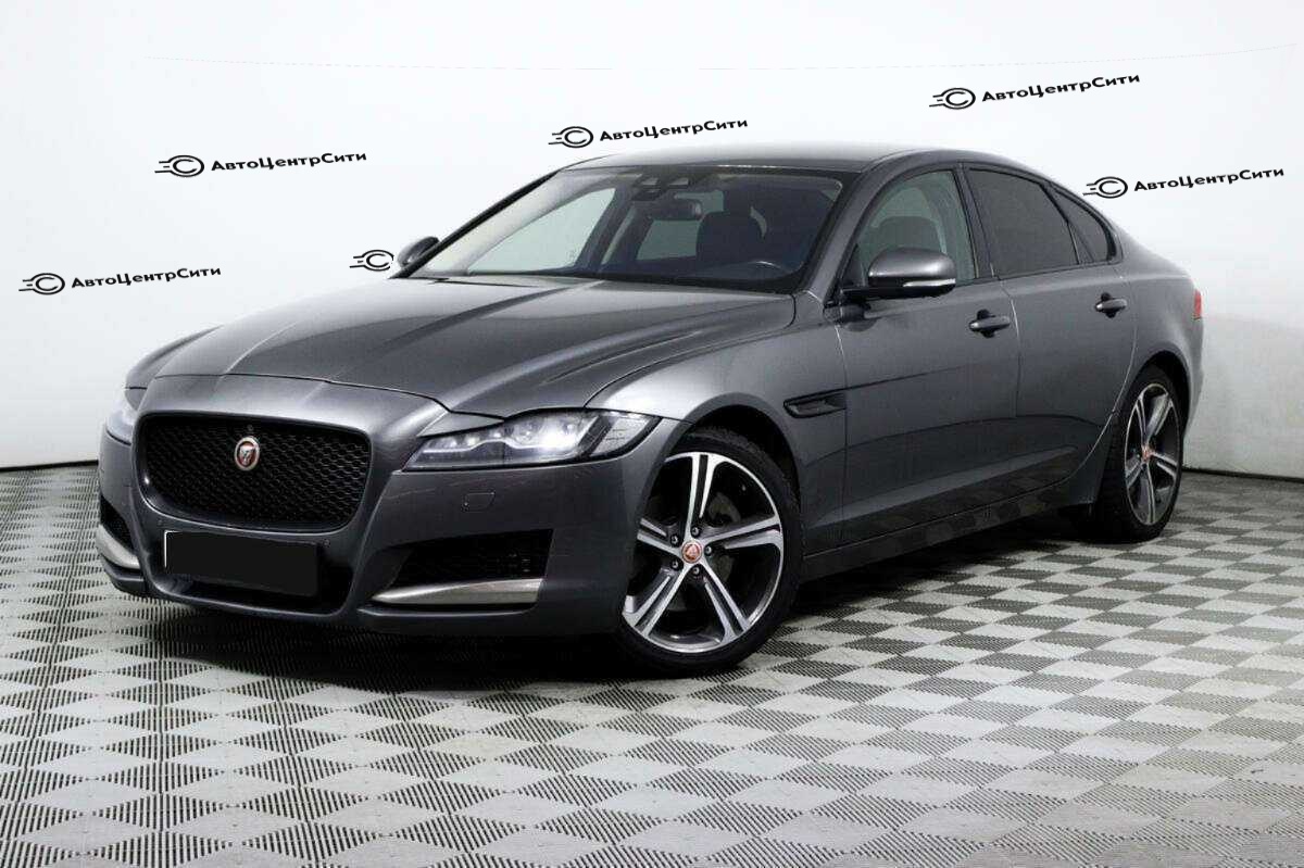 Jaguar XF