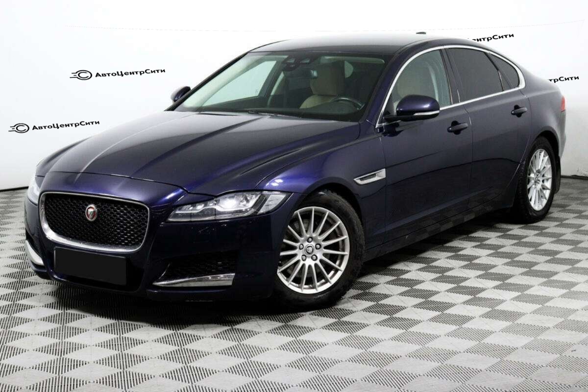 Jaguar XF