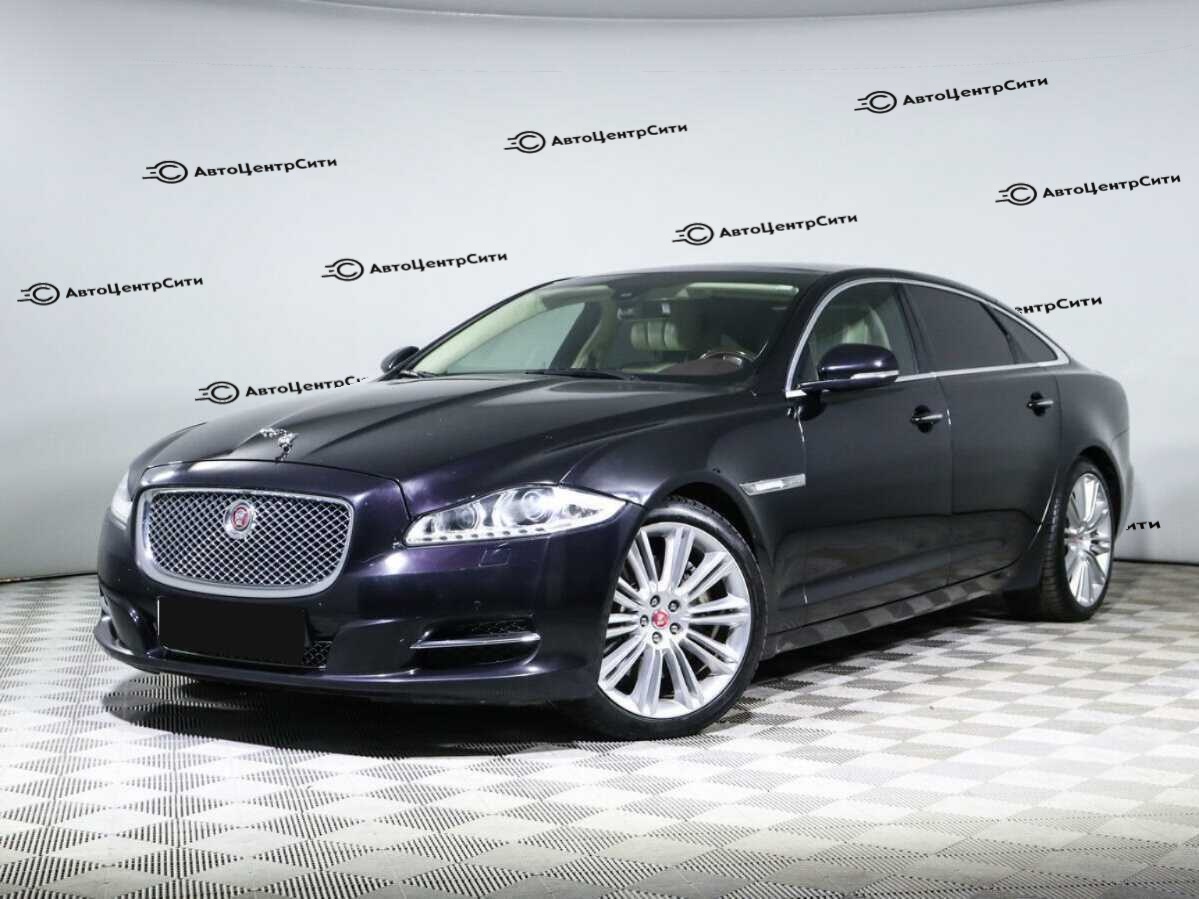 Jaguar XJ