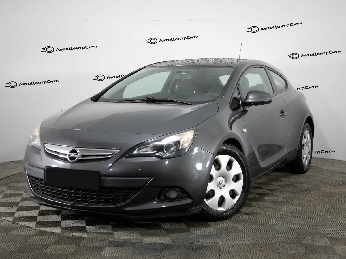 Opel Astra с пробегом — 2012 год. Фото: #0
