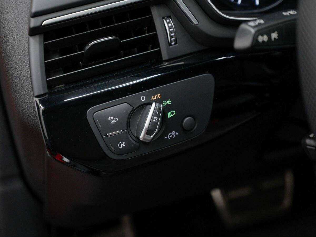 Audi A4 с пробегом — 2019 год. Фото: #18