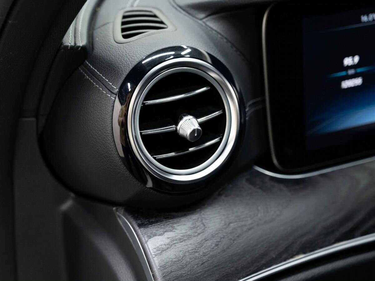 Mercedes-Benz E-Класс с пробегом — 2018 год. Фото: #25