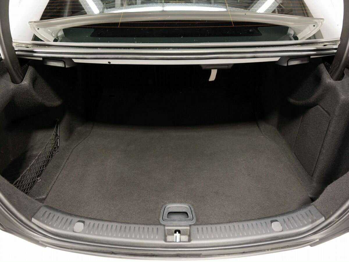 Mercedes-Benz E-Класс с пробегом — 2018 год. Фото: #27