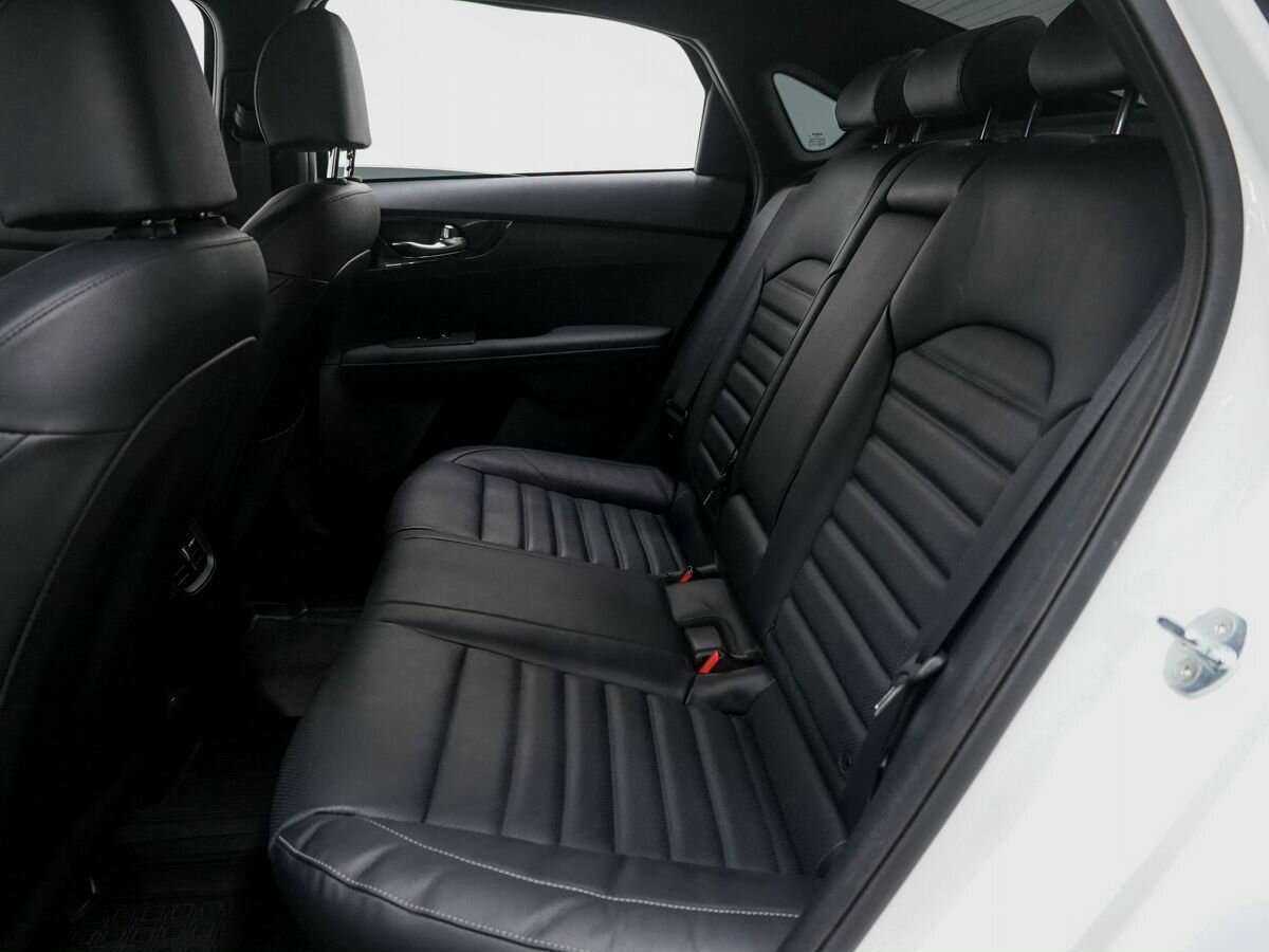 Kia Cerato с пробегом — 2022 год. Фото: #9