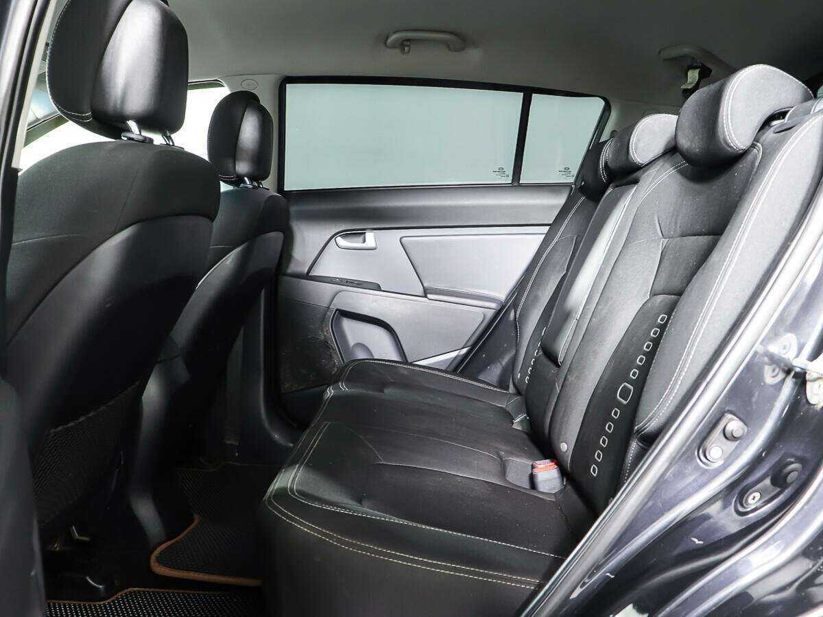 Kia Sportage с пробегом — 2012 год. Фото: #9