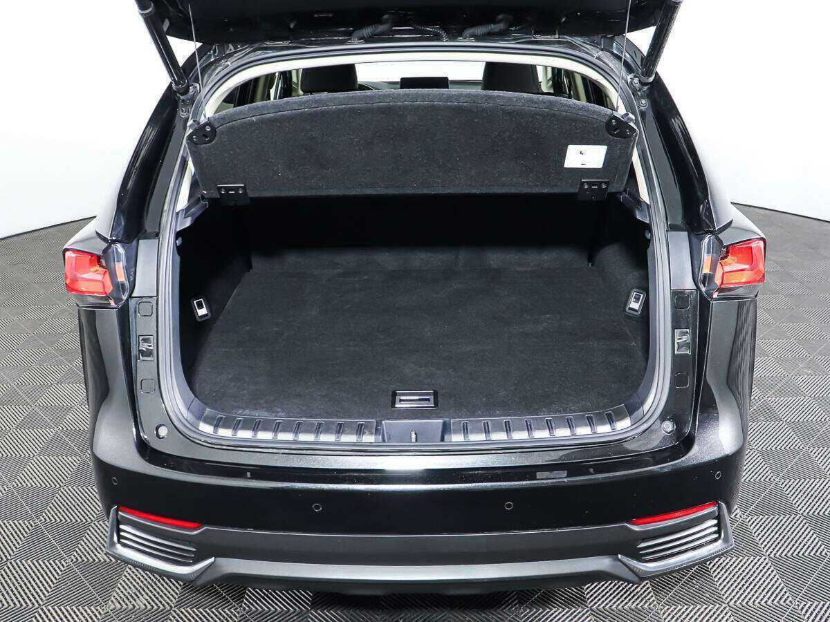 Lexus NX с пробегом — 2019 год. Фото: #7