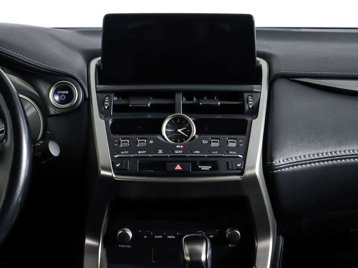 Lexus NX с пробегом — 2019 год. Фото: #11