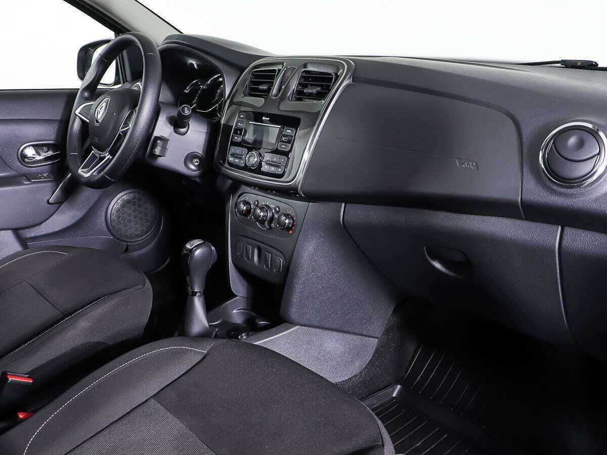 Renault Logan с пробегом — 2020 год. Фото: #8