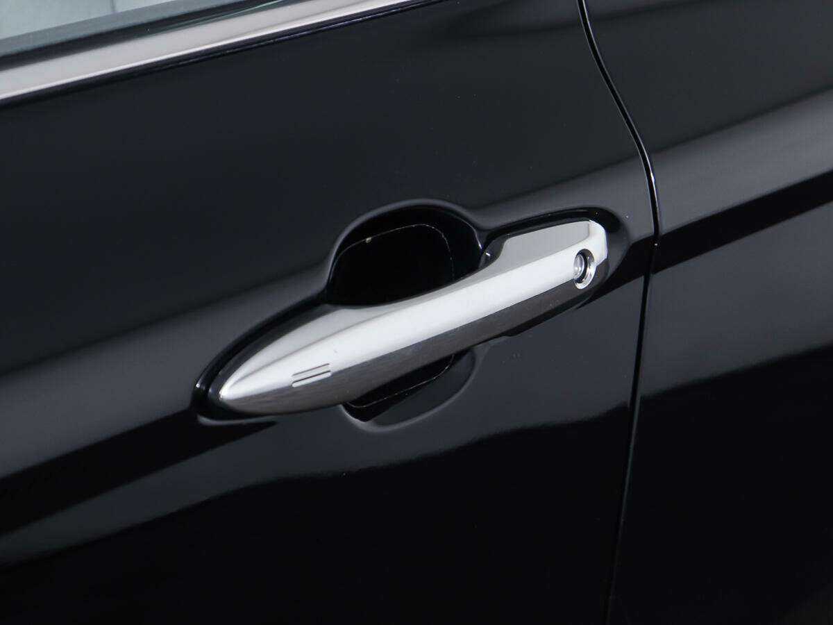 Toyota Camry с пробегом — 2019 год. Фото: #19