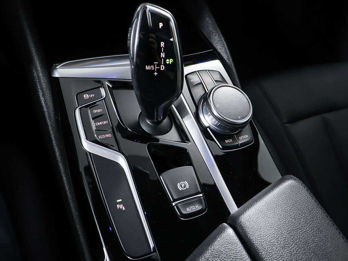 BMW 5 серии с пробегом — 2017 год. Фото: #22