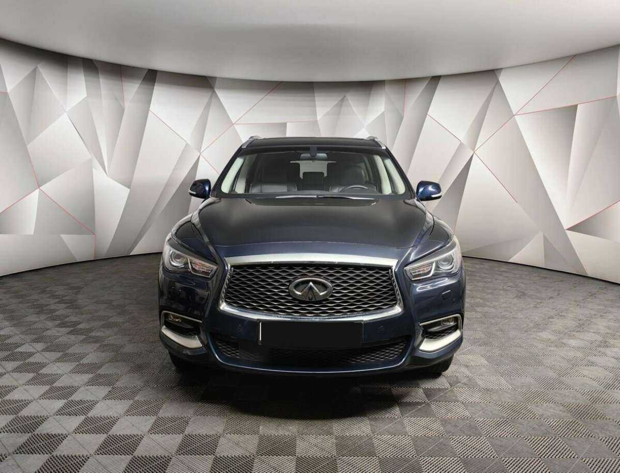 Infiniti QX60 с пробегом — 2018 год. Фото: #6