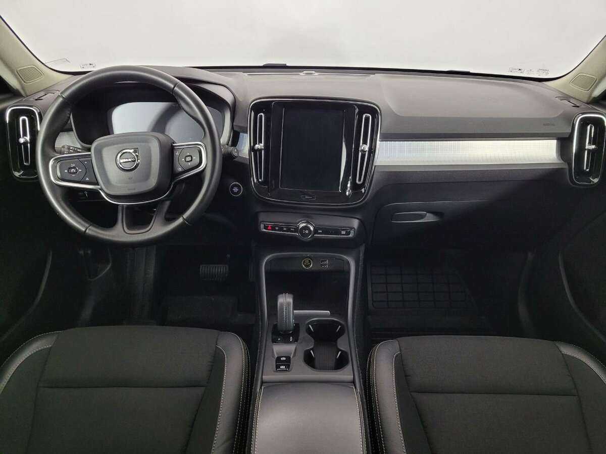 Volvo XC40 с пробегом — 2018 год. Фото: #6