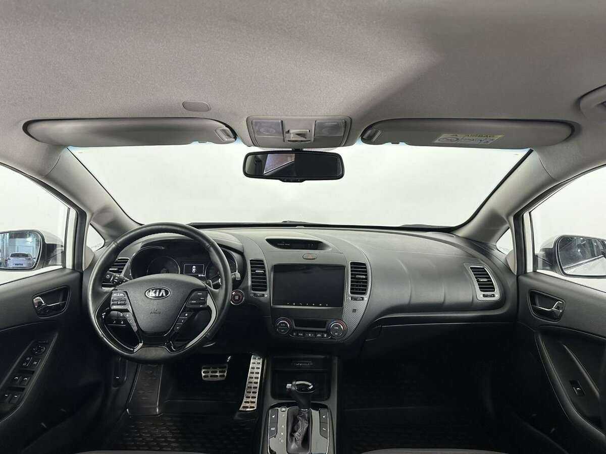 Kia Cerato с пробегом — 2018 год. Фото: #6