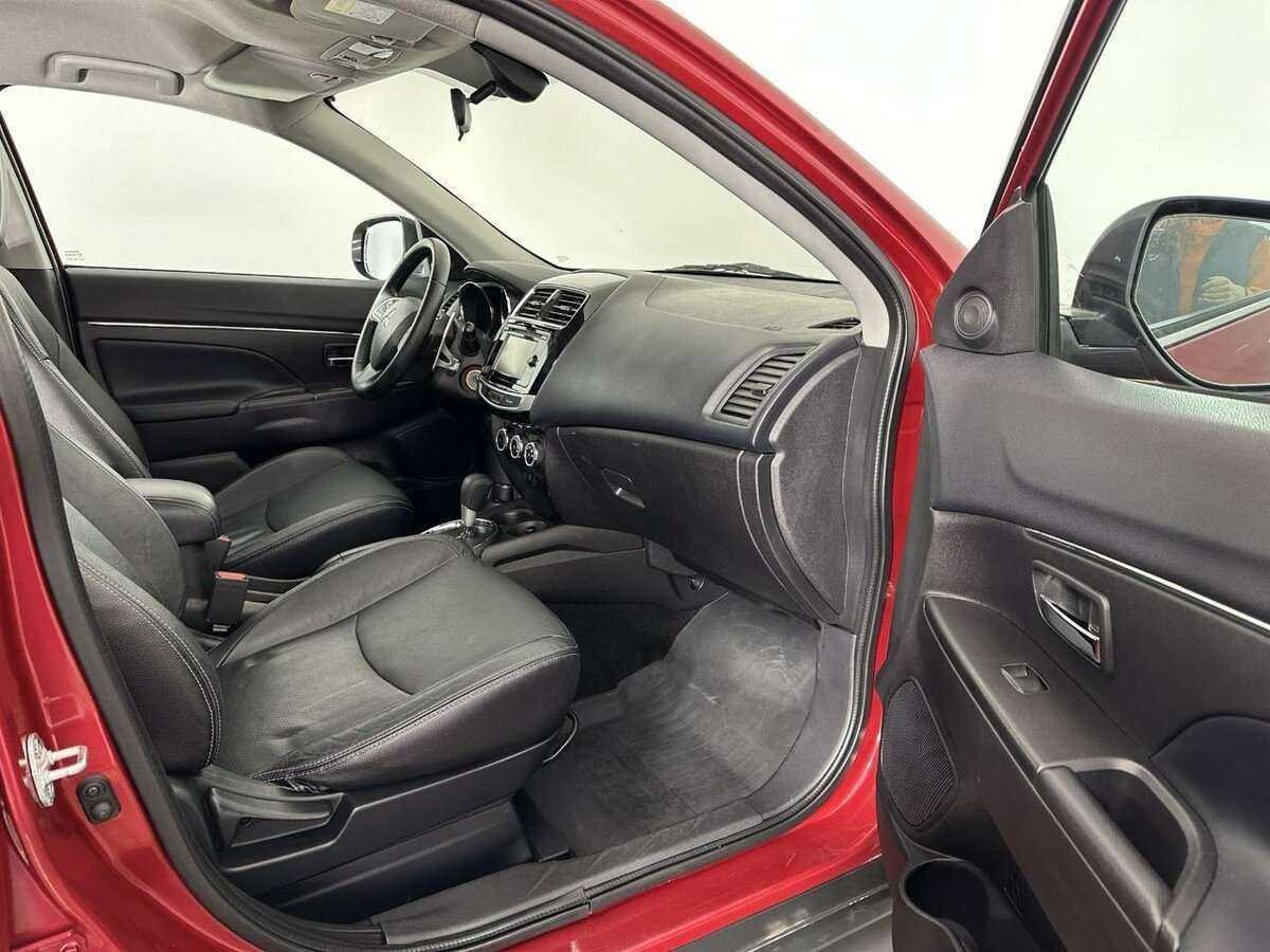 Mitsubishi ASX с пробегом — 2014 год. Фото: #13