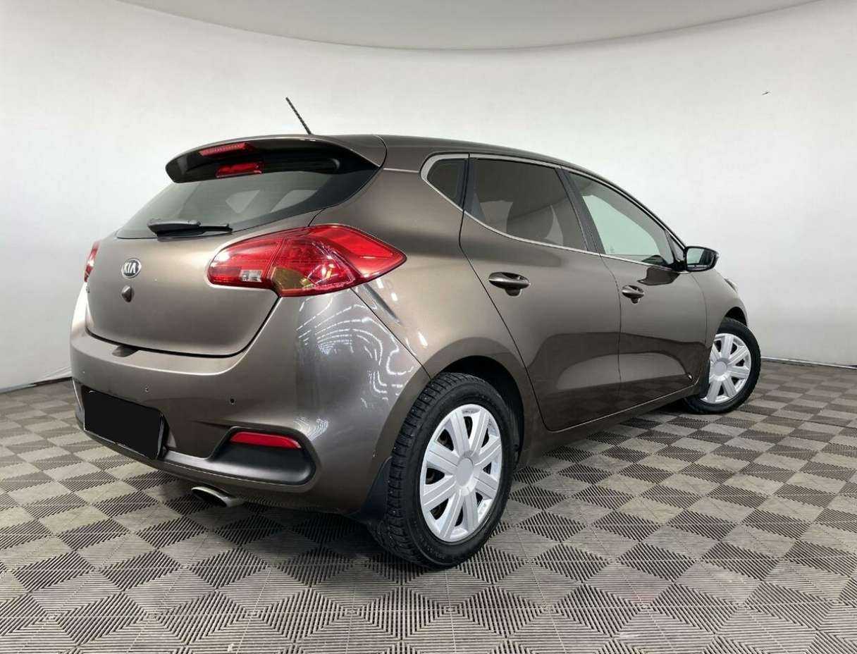 Kia Ceed с пробегом — 2013 год. Фото: #5