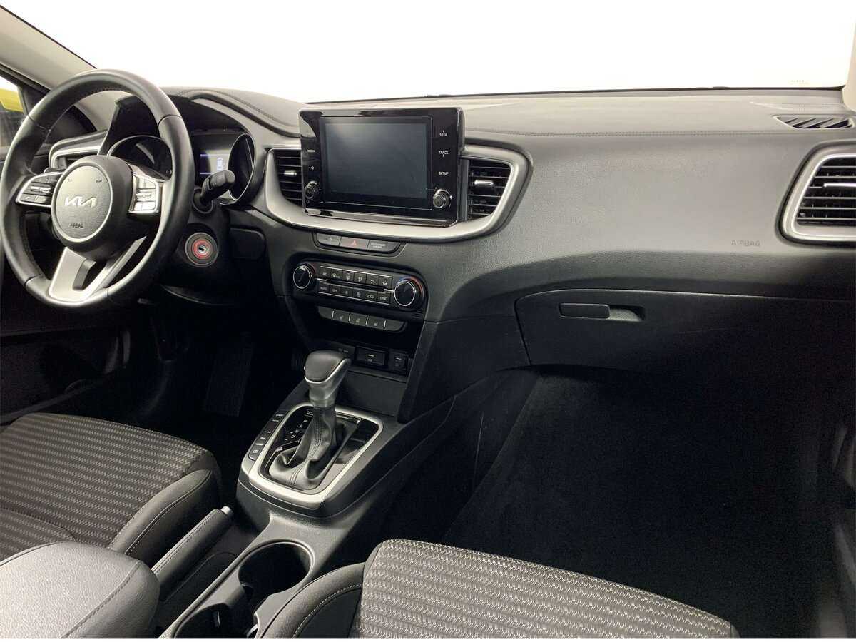 Kia Ceed с пробегом — 2021 год. Фото: #9