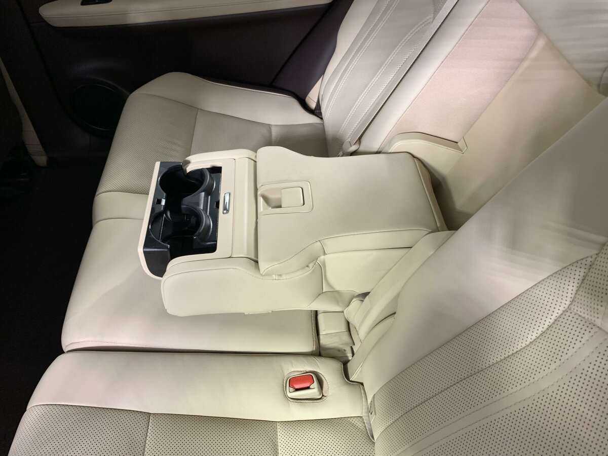 Lexus RX с пробегом — 2017 год. Фото: #15