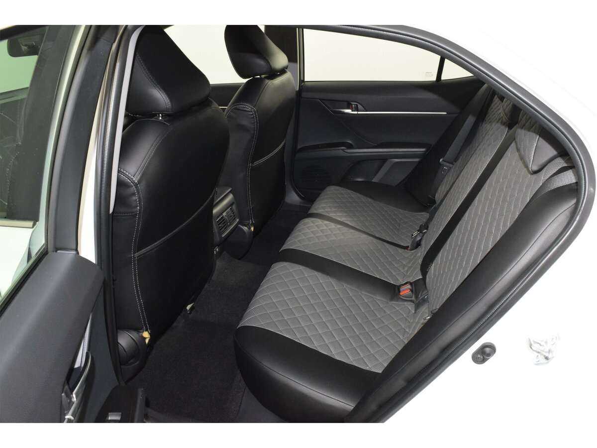 Toyota Camry с пробегом — 2021 год. Фото: #9