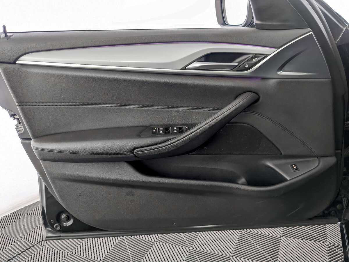 BMW 5 серии с пробегом — 2018 год. Фото: #13