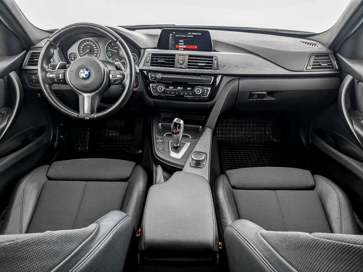 BMW 3 серии с пробегом — 2019 год. Фото: #10