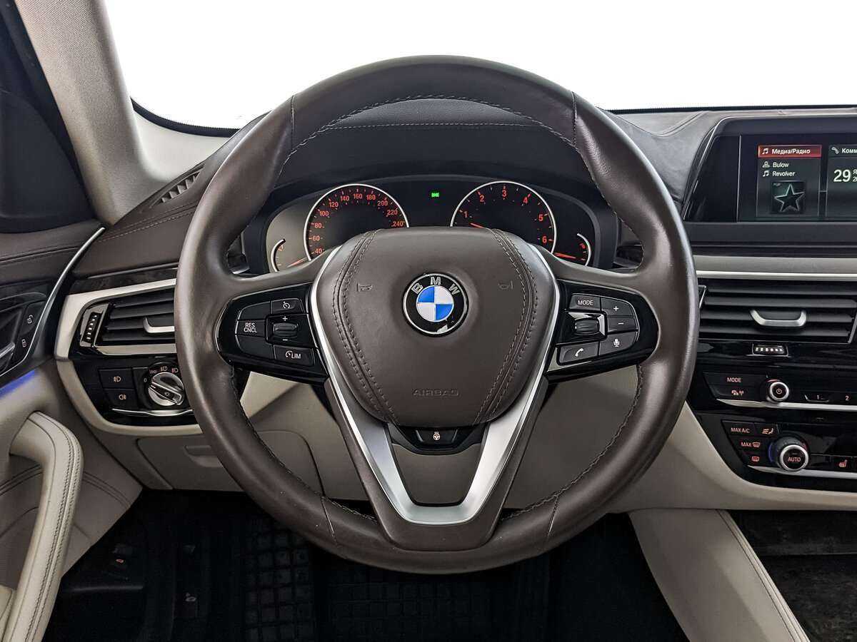 BMW 5 серии с пробегом — 2017 год. Фото: #17