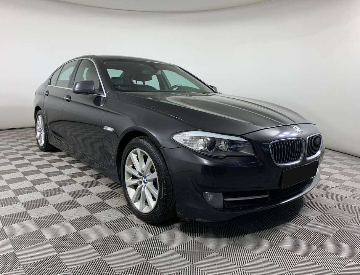 BMW 5 серии с пробегом — 2012 год. Фото: #2