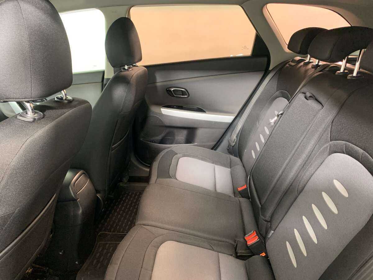 Kia Ceed с пробегом — 2014 год. Фото: #15