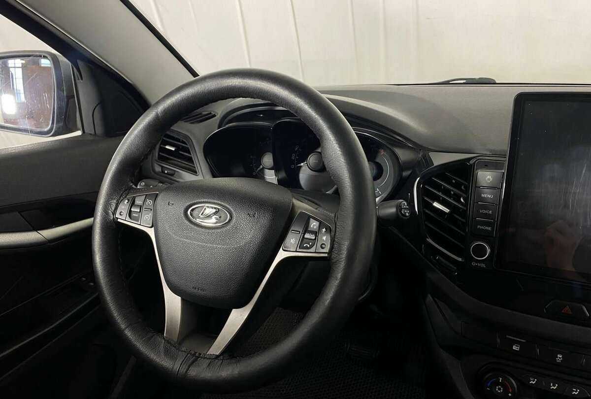 Lada (ВАЗ) Vesta с пробегом — 2017 год. Фото: #8