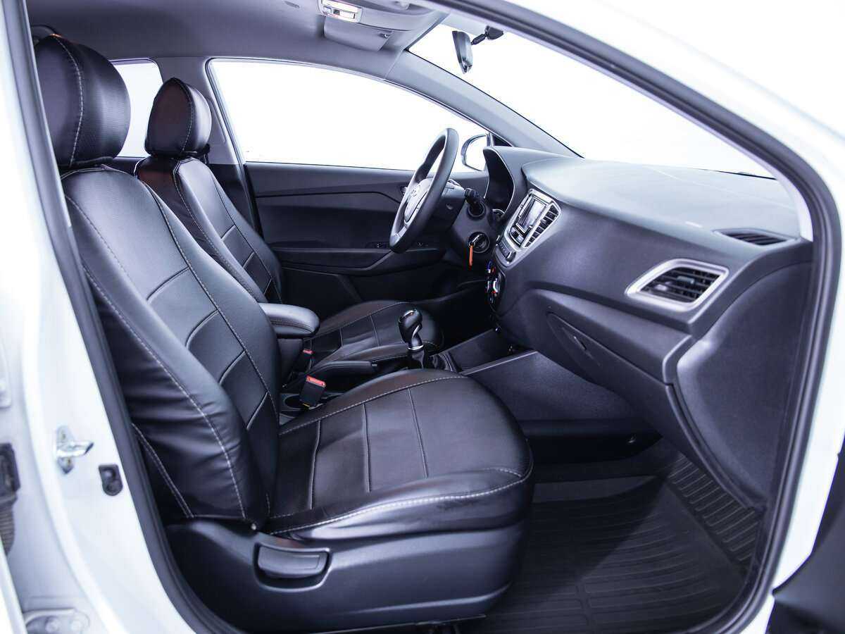 Hyundai Solaris с пробегом — 2021 год. Фото: #12