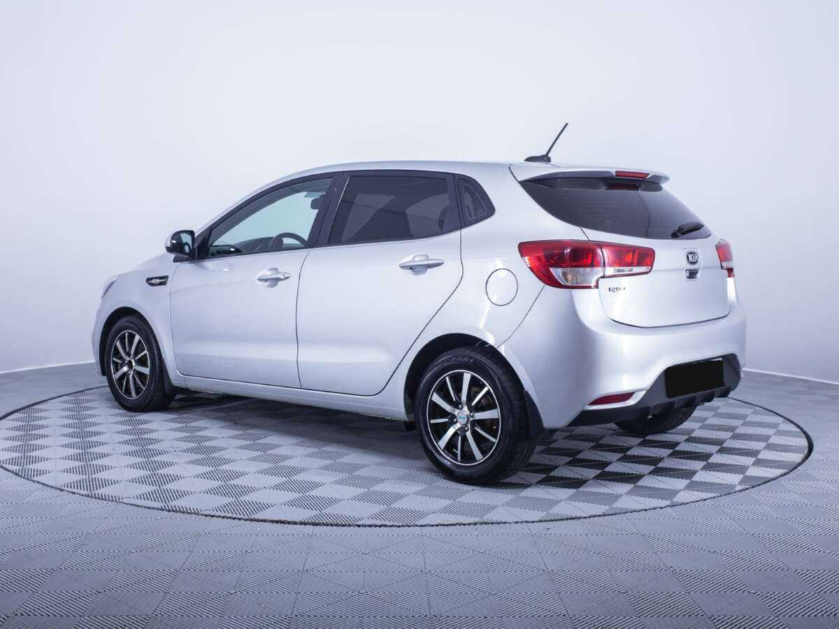 Kia Rio с пробегом — 2017 год. Фото: #6