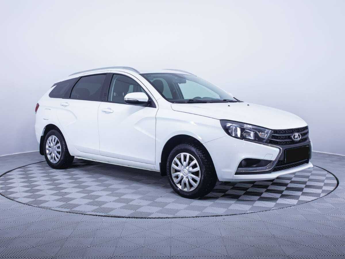 Lada (ВАЗ) Vesta с пробегом — 2018 год. Фото: #2