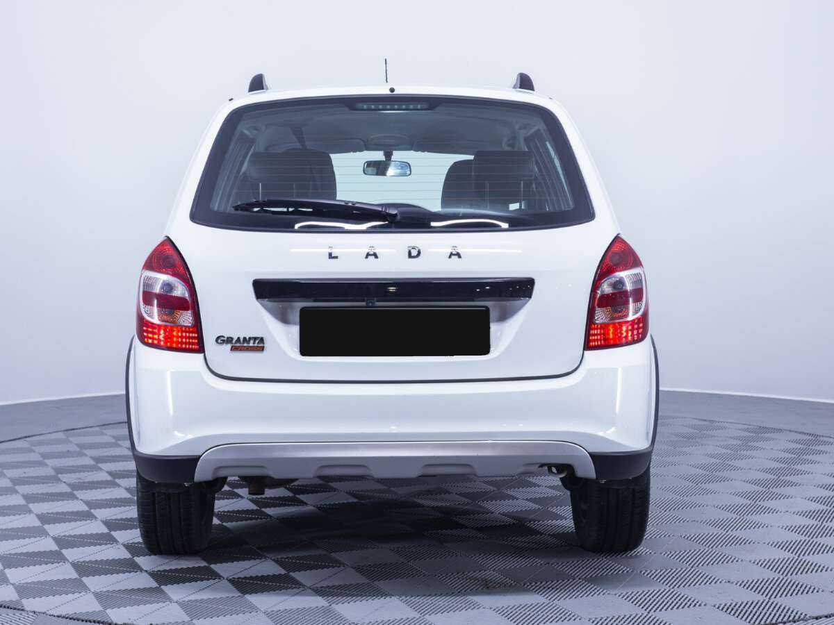 Lada (ВАЗ) Granta с пробегом — 2023 год. Фото: #5
