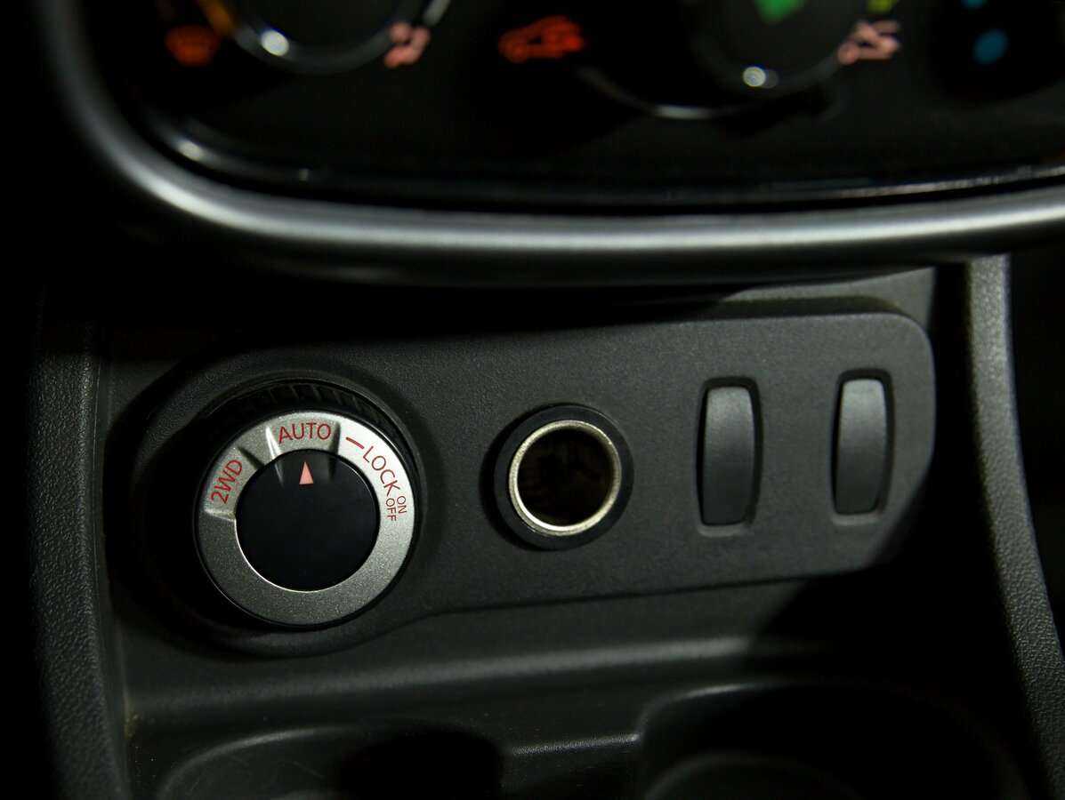 Renault Duster с пробегом — 2012 год. Фото: #11