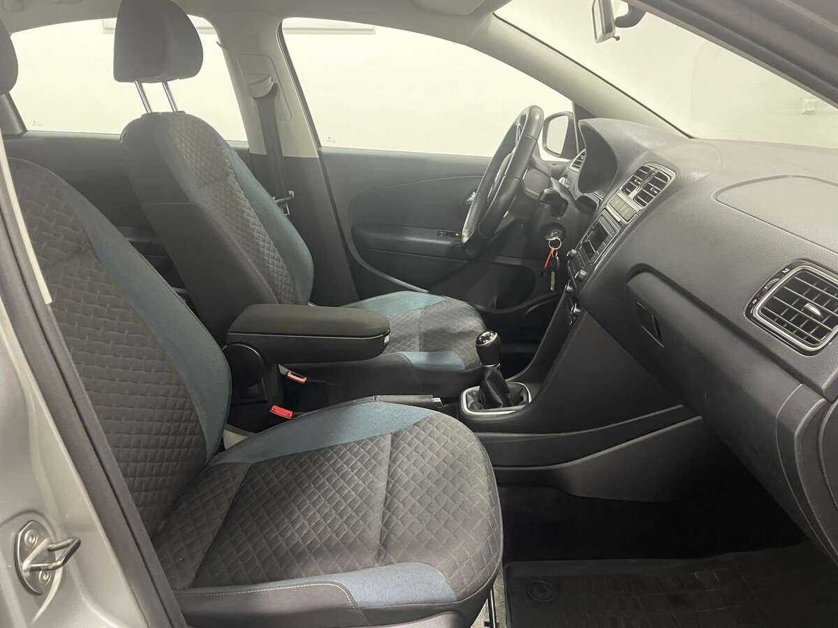 Volkswagen Polo с пробегом — 2020 год. Фото: #9