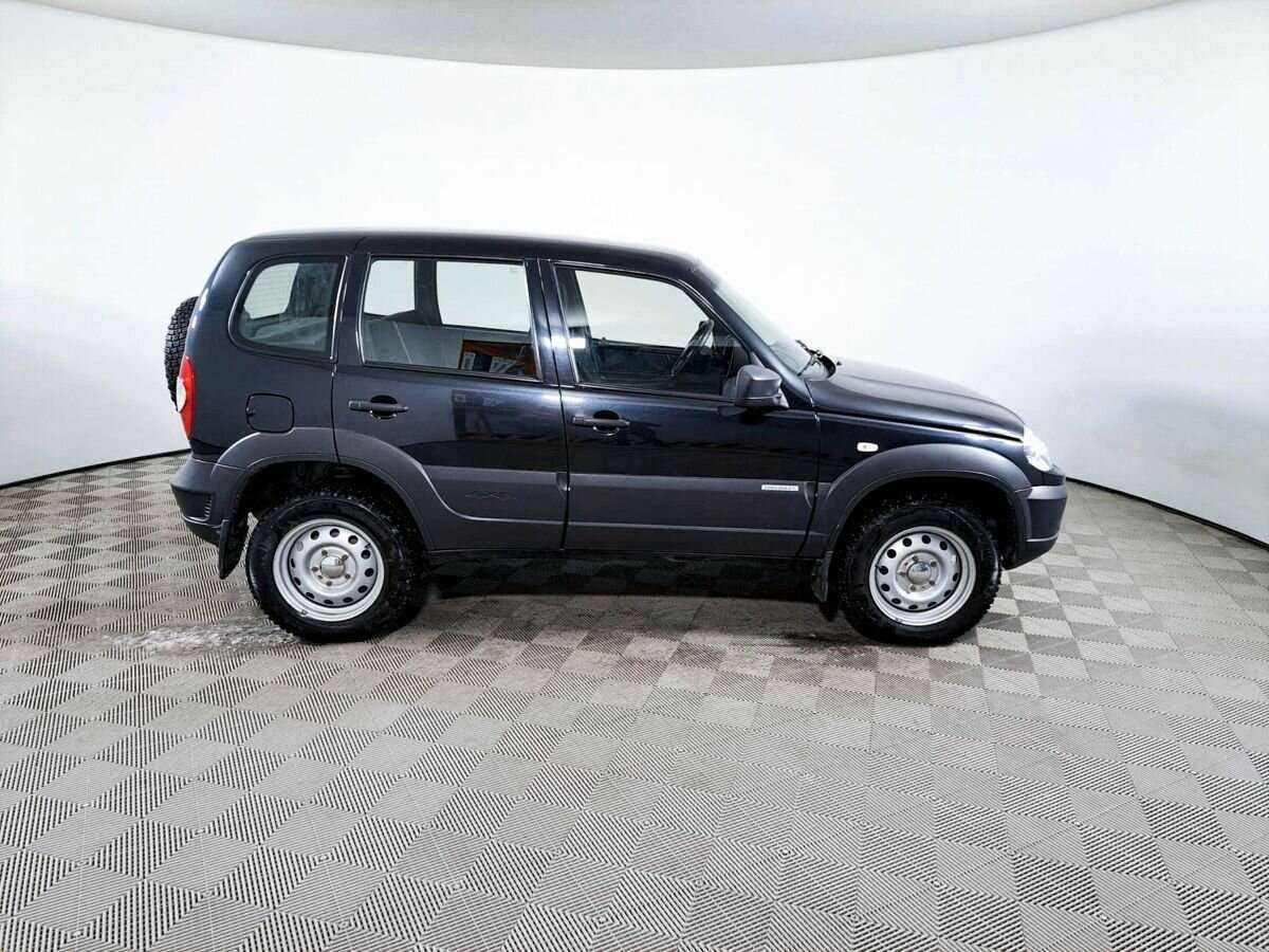 Chevrolet Niva с пробегом — 2018 год. Фото: #3