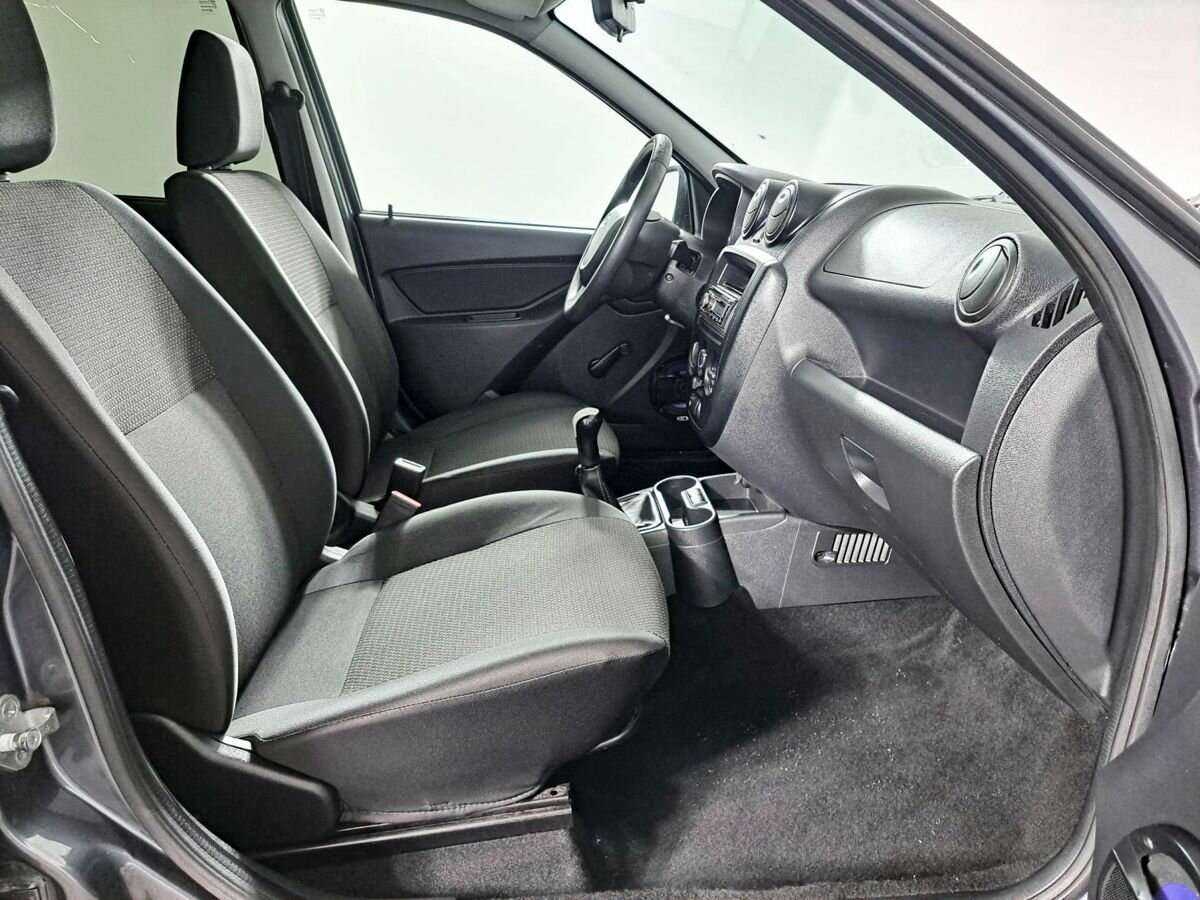 Lada (ВАЗ) Granta с пробегом — 2017 год. Фото: #10