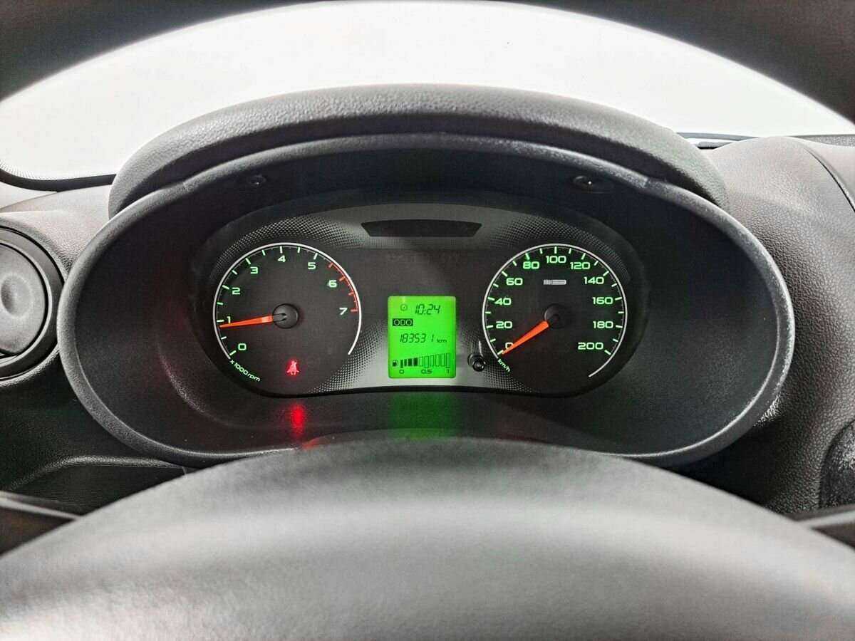 Lada (ВАЗ) Granta с пробегом — 2017 год. Фото: #12