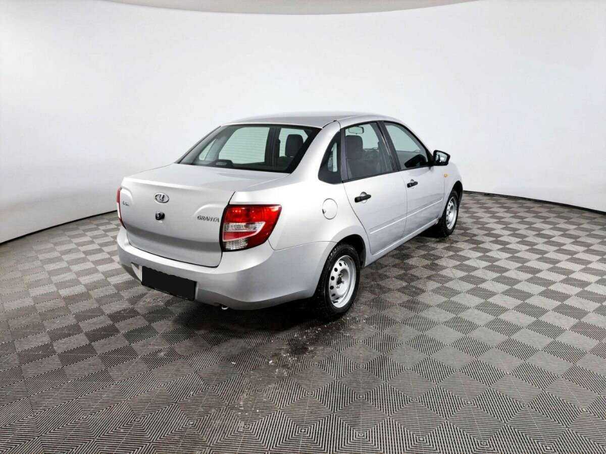 Lada (ВАЗ) Granta с пробегом — 2016 год. Фото: #4