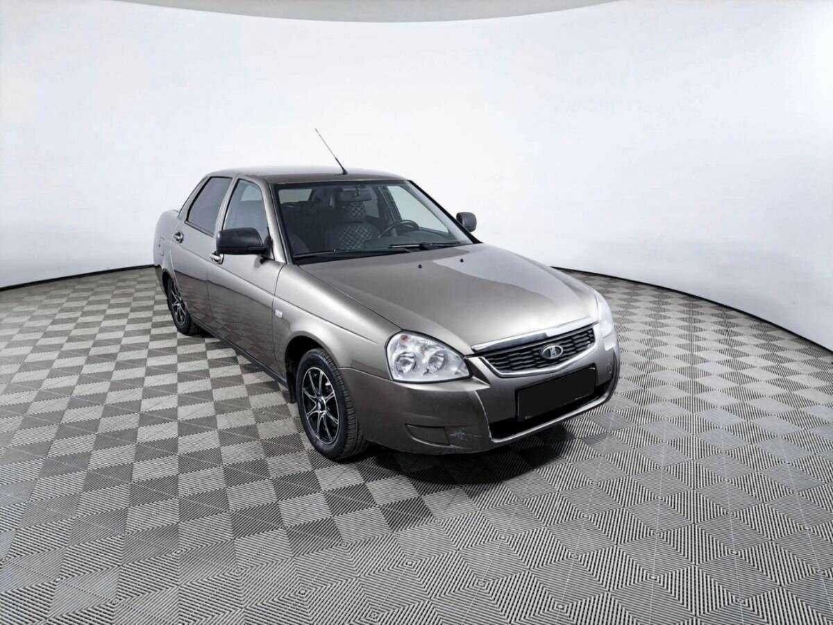 Lada (ВАЗ) Priora с пробегом — 2017 год. Фото: #2