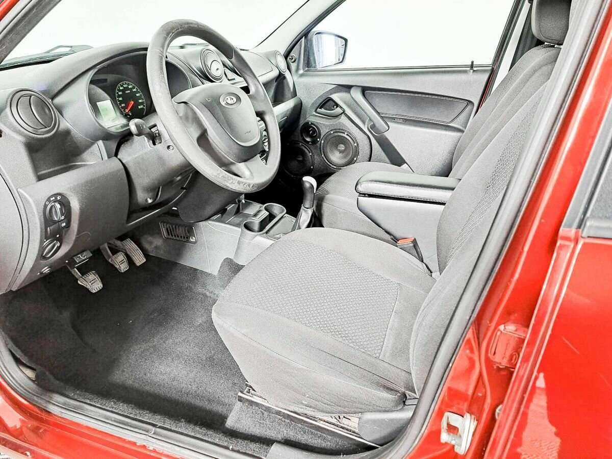 Lada (ВАЗ) Granta с пробегом — 2016 год. Фото: #13