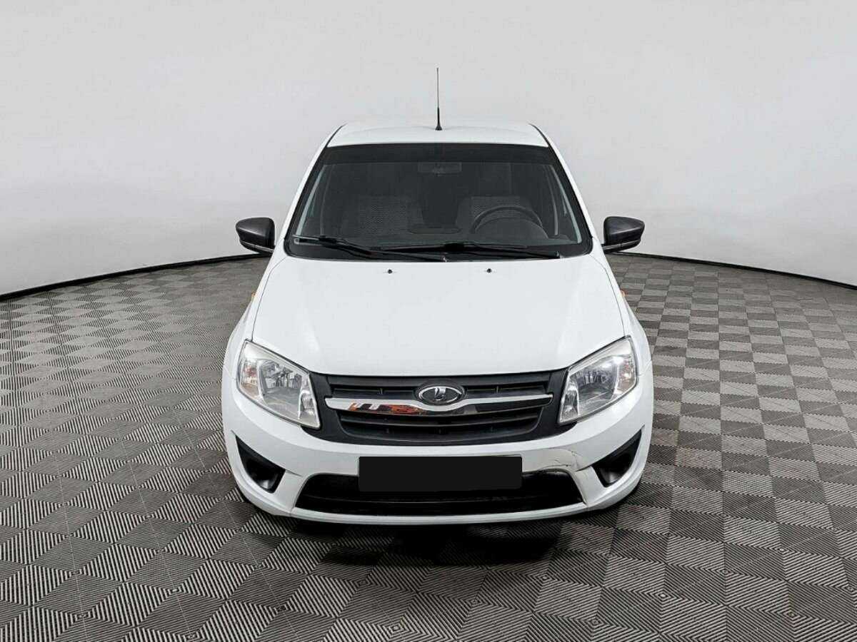 Lada (ВАЗ) Granta с пробегом — 2016 год. Фото: #1