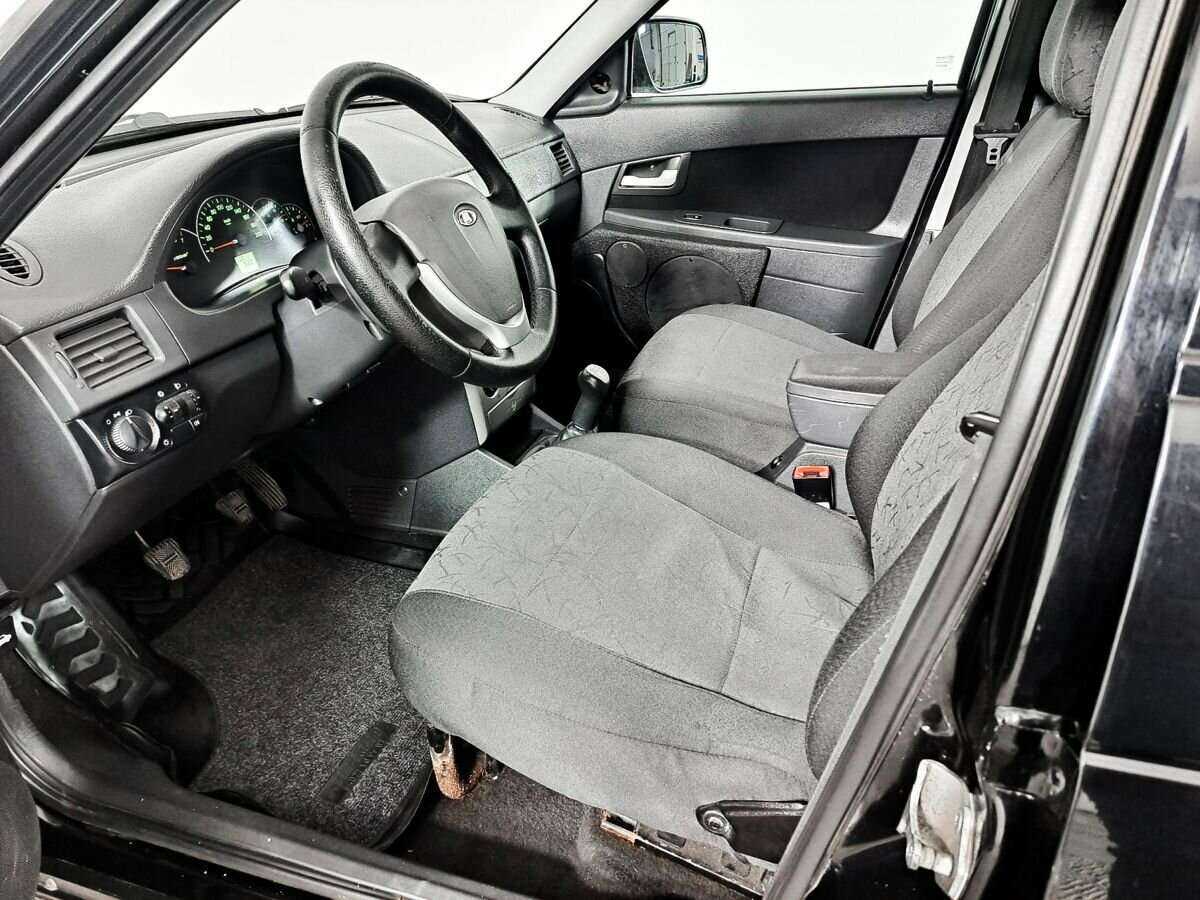 Lada (ВАЗ) Priora с пробегом — 2013 год. Фото: #13