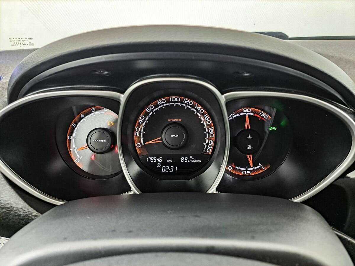 Lada (ВАЗ) Vesta с пробегом — 2018 год. Фото: #10