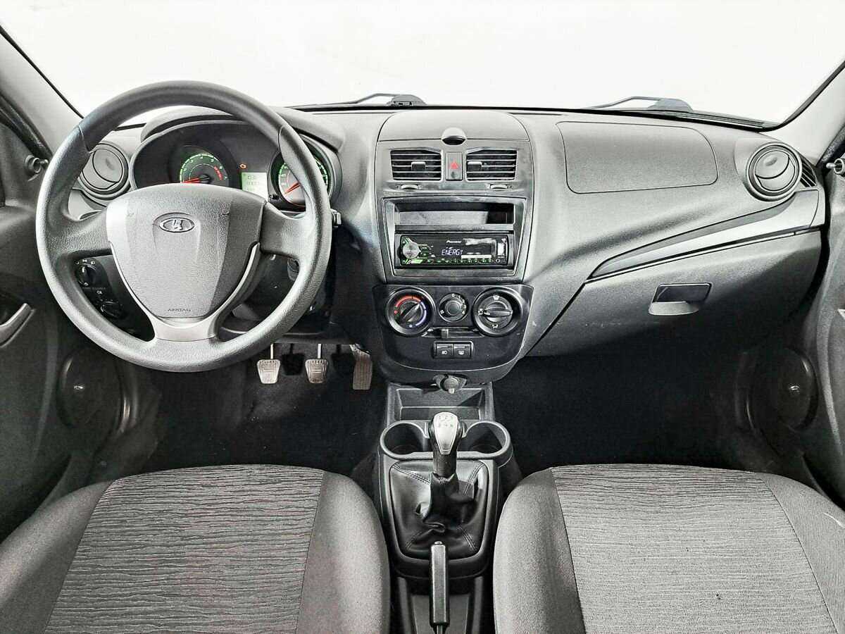 Lada (ВАЗ) Kalina с пробегом — 2018 год. Фото: #11