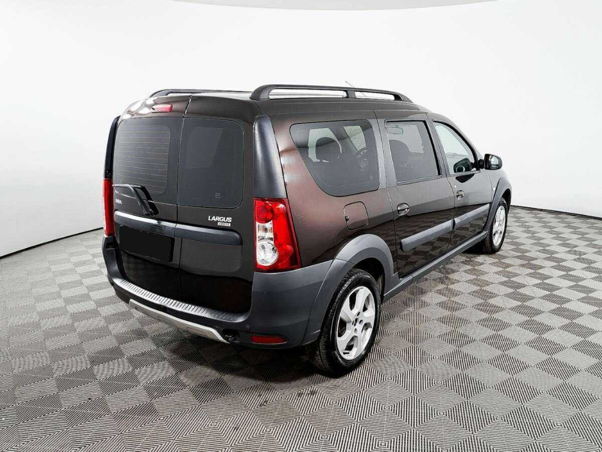 Lada (ВАЗ) Largus с пробегом — 2019 год. Фото: #4