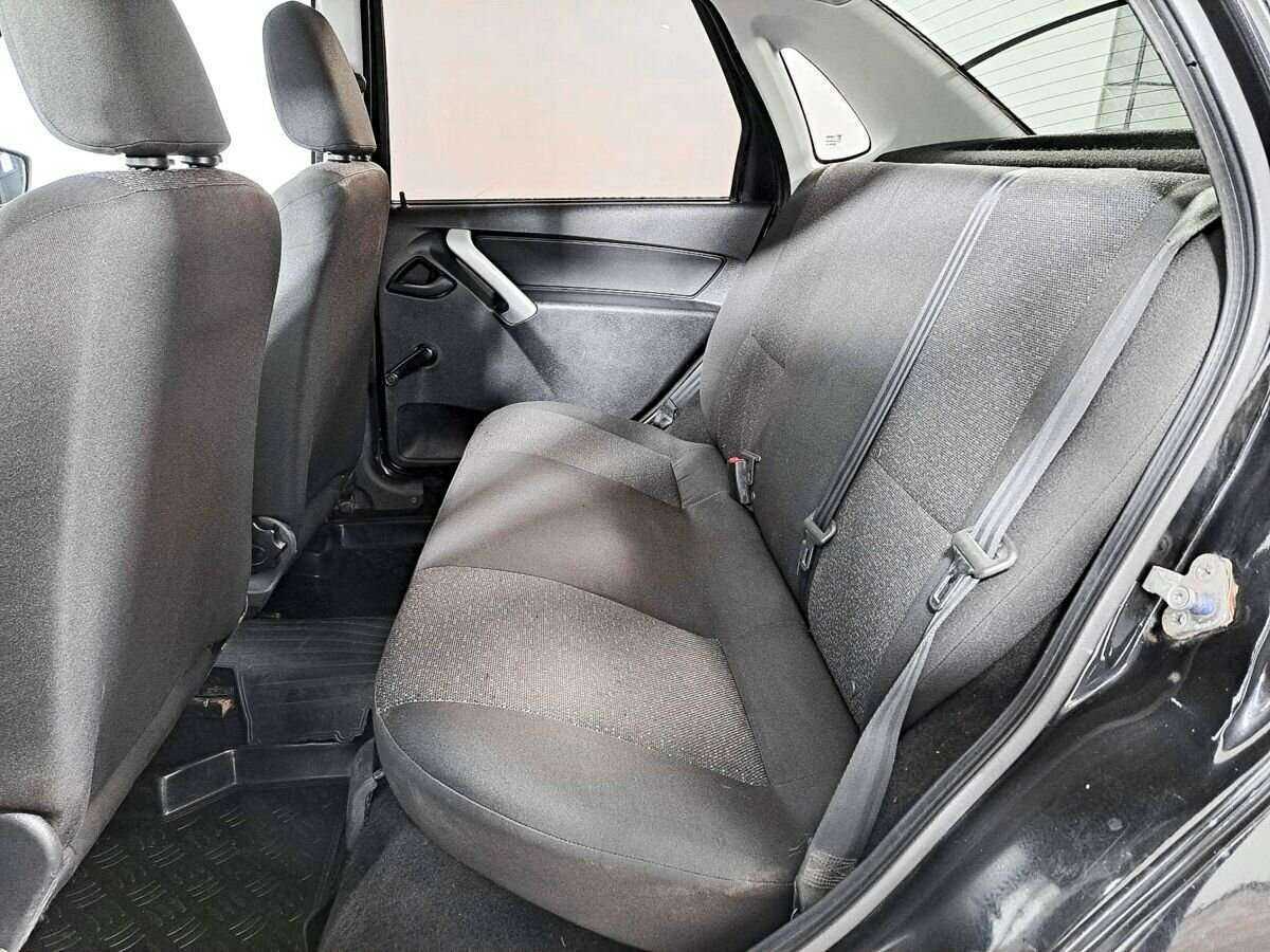 Lada (ВАЗ) Granta с пробегом — 2017 год. Фото: #9